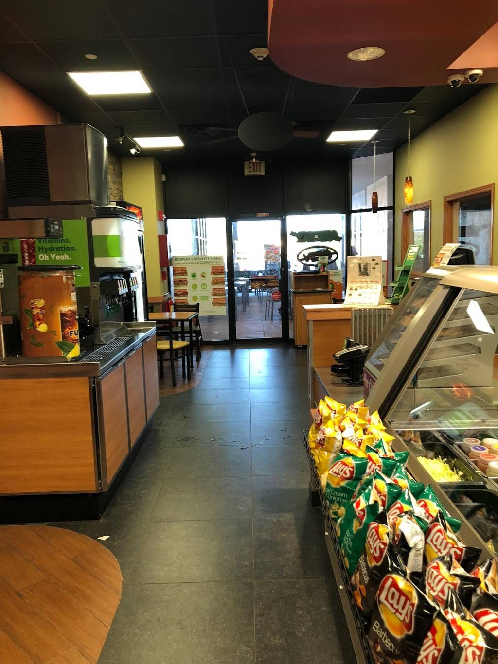 Subway | restaurant | 723 Boston-Providence Turnpike, Dedham, MA 02026, USA | 7816861658 OR +1 781-686-1658