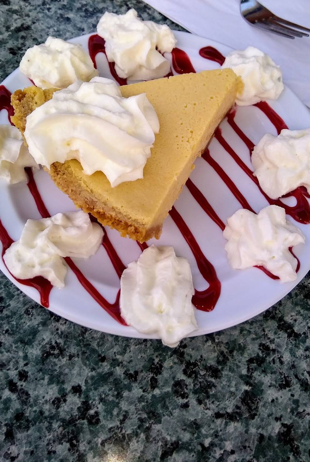 Pelican Cafe | restaurant | 351 SW Flagler Ave, Stuart, FL 34994, USA | 7722833133 OR +1 772-283-3133