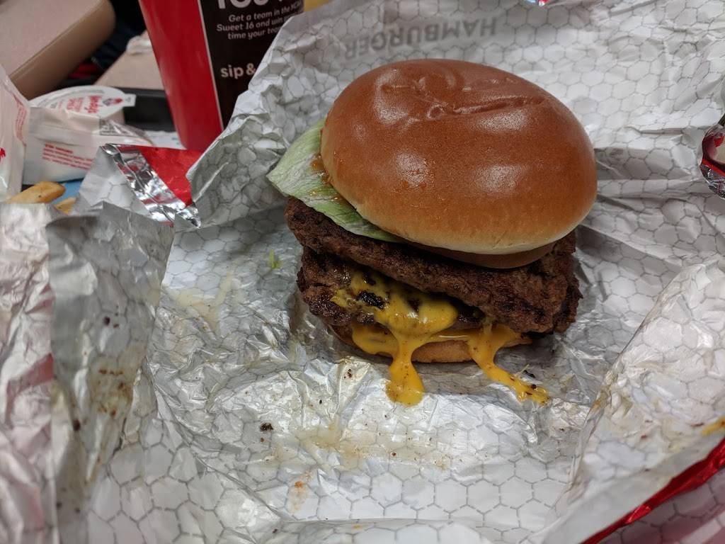 Wendys | restaurant | 12988 Middlebrook Road, Germantown, MD 20874, USA | 2409124068 OR +1 240-912-4068