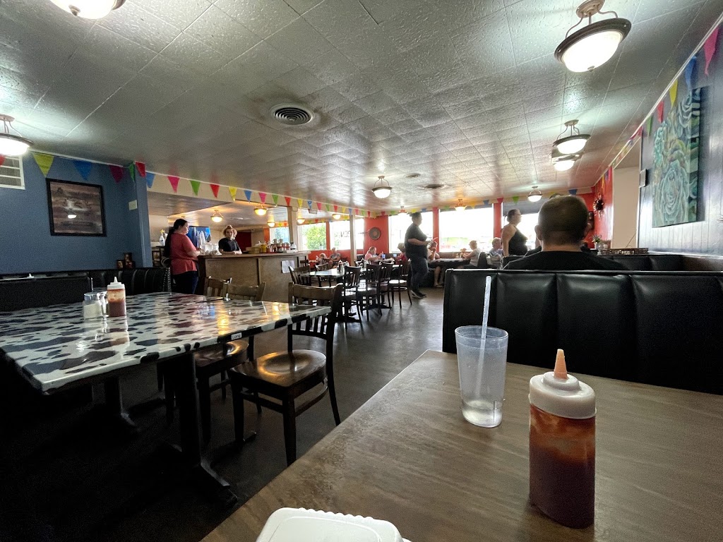 Desert Grill | restaurant | 614 N Main St, Panguitch, UT 84759, USA | 4356768008 OR +1 435-676-8008