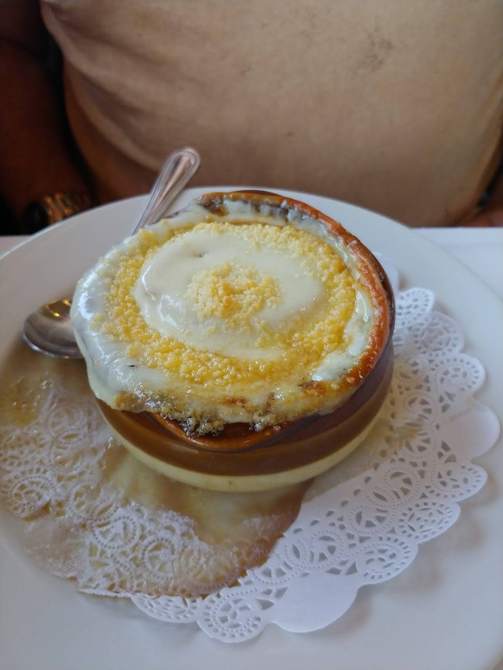 The Vans Restaurant | restaurant | 815 Belmont Ave, Belmont, CA 94002, USA | 6505916525 OR +1 650-591-6525