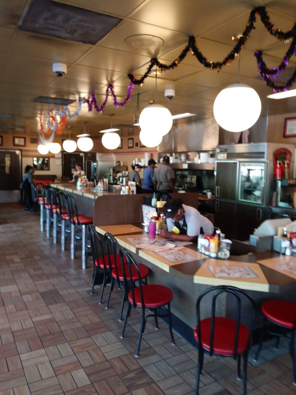 Waffle House | meal takeaway | 476 Northside Dr E, Statesboro, GA 30458, USA | 9124893020 OR +1 912-489-3020