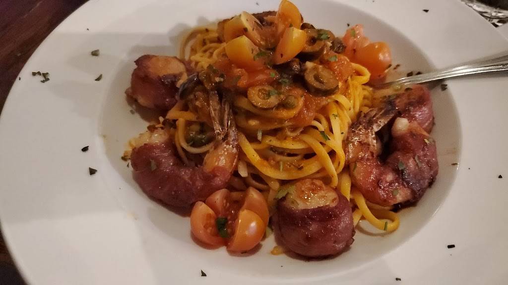 Caprese Trattoria | restaurant | 1067 S Hover Rd, Longmont, CO 80501, USA | 3034856240 OR +1 303-485-6240