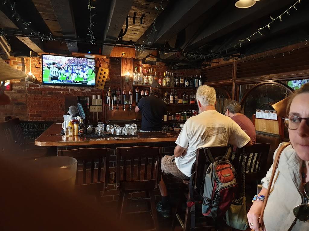 Gritty McDuffs | restaurant | 396 Fore St, Portland, ME 04101, USA | 2077722739 OR +1 207-772-2739