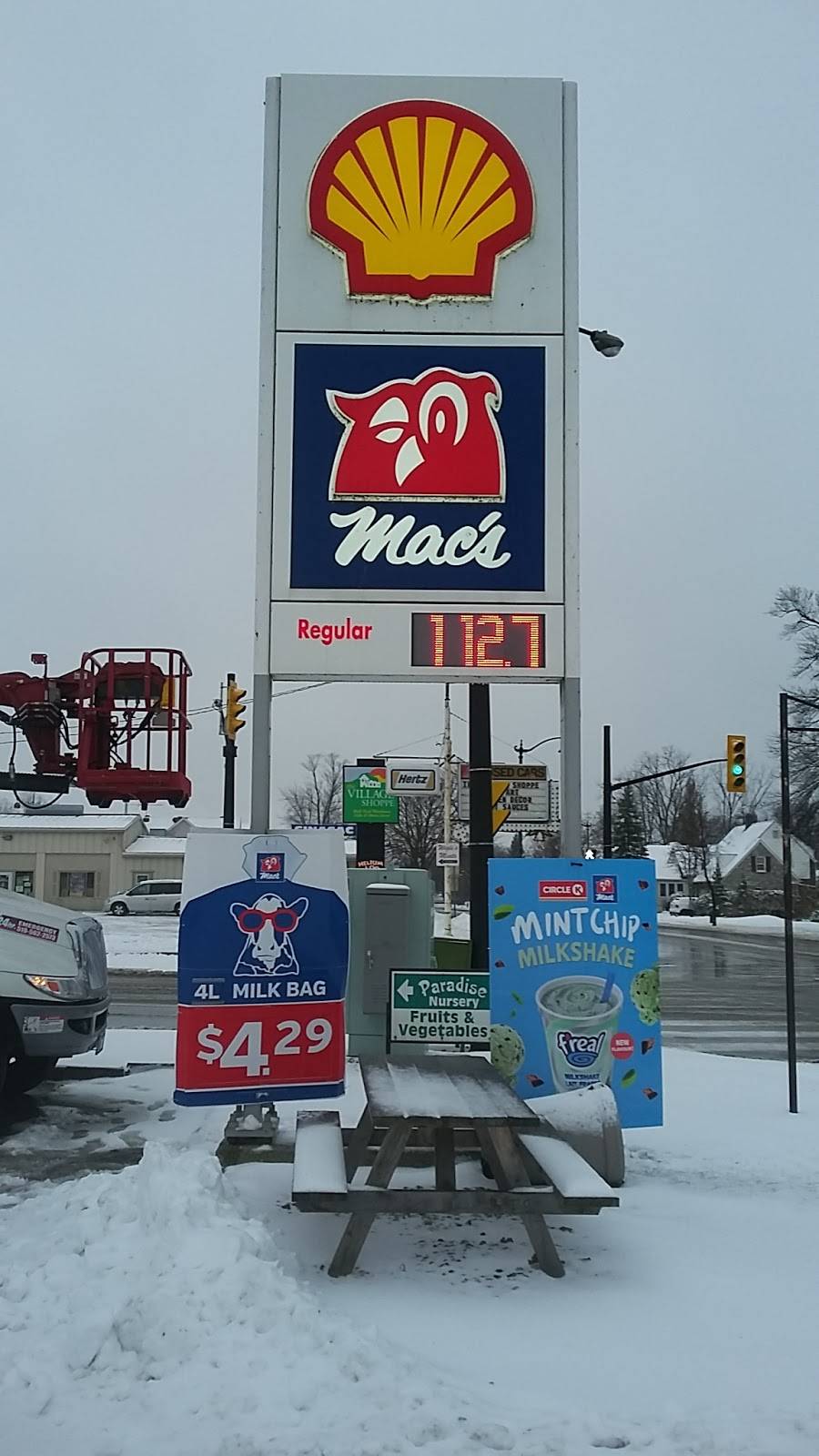 Macs | meal takeaway | 9 Sandwich St N, Amherstburg, ON N9V 2T8, Canada | 5197362767 OR +1 519-736-2767