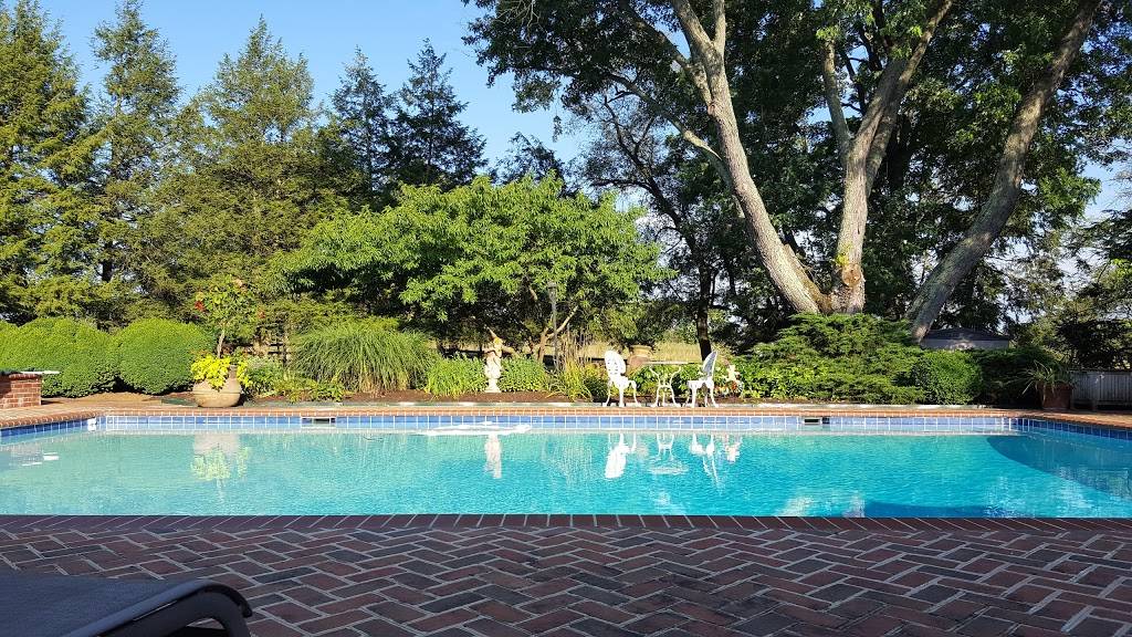 LAuberge Provencale Bed and Breakfast | restaurant | 13630 Lord Fairfax Hwy, Boyce, VA 22620, USA | 5408371375 OR +1 540-837-1375