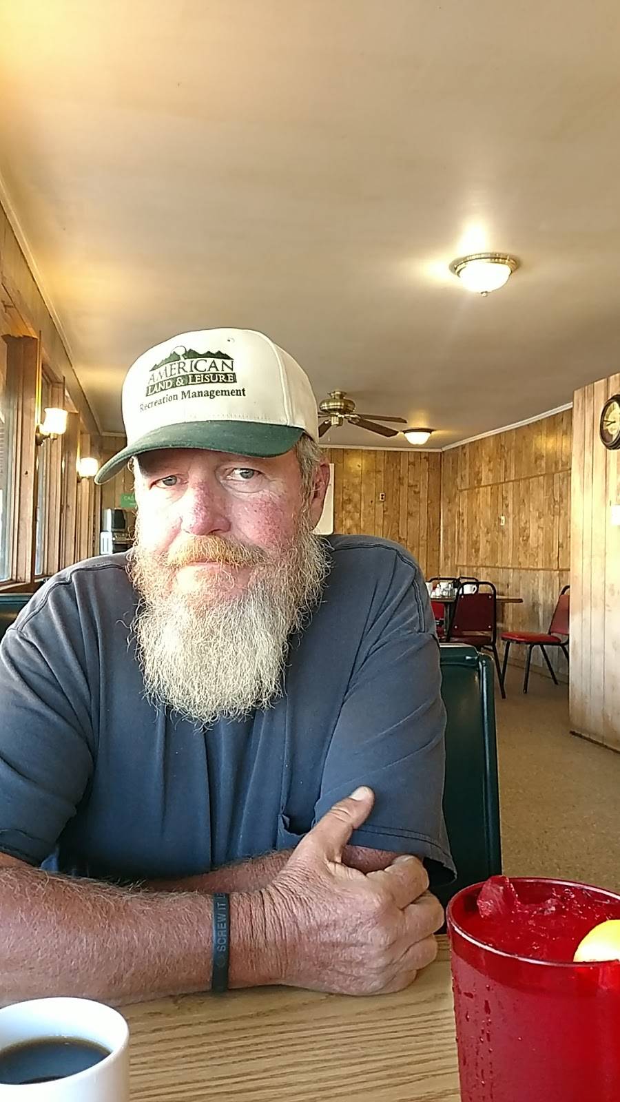 Baileyton Restaurant | restaurant | 1690 Baileyton Park, Greeneville, TN 37745, USA | 4232347862 OR +1 423-234-7862