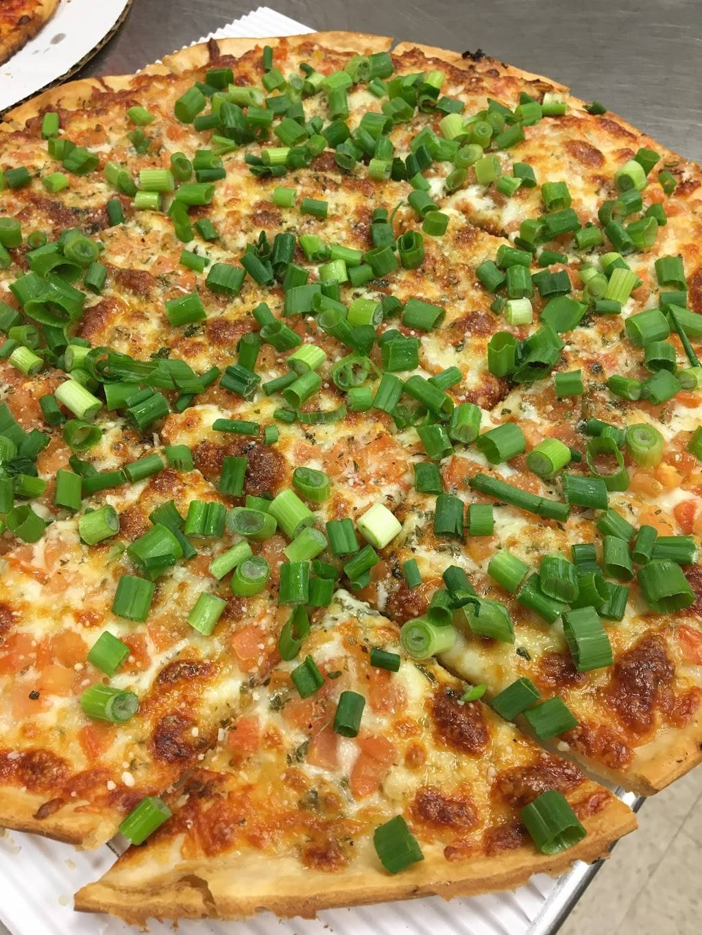 Carluccis Pizzeria | restaurant | 8757 Smoky Row Rd, Powell, OH 43065, USA | 6147641611 OR +1 614-764-1611