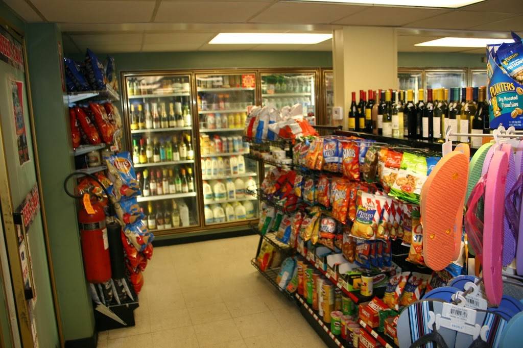 Lil Mart | bakery | 1026 Lewiston Rd, New Gloucester, ME 04260, USA | 2079263222 OR +1 207-926-3222