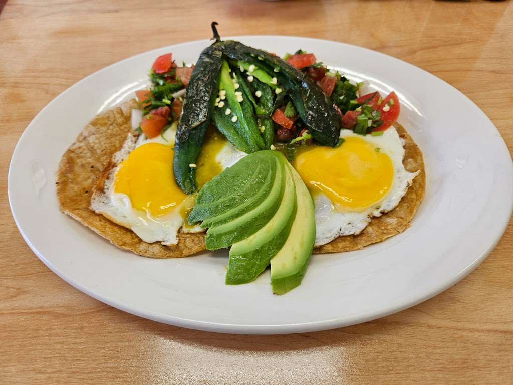 Las Marias Breakfast Club | restaurant | 5501 N Lincoln Ave, Chicago, IL 60625, USA | 7735649250 OR +1 773-564-9250