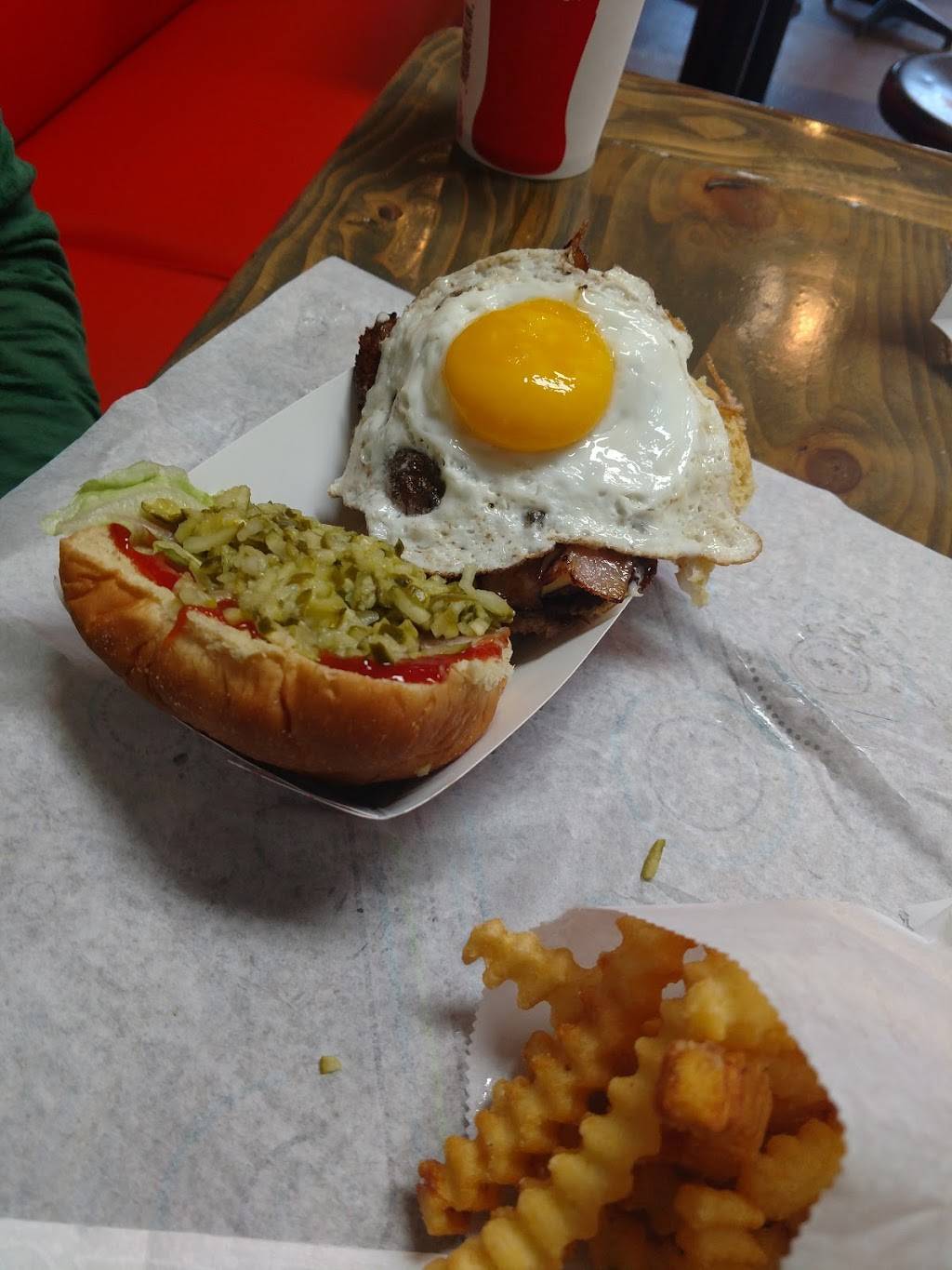 Bridge Street Burger Shack | restaurant | 51 E Bridge St NE, Rockford, MI 49341, USA | 6168843166 OR +1 616-884-3166