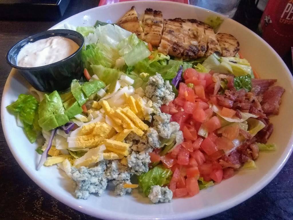 Red Robin Gourmet Burgers and Brews | restaurant | 5531 Office Blvd NE, Albuquerque, NM 87109, USA | 5053459115 OR +1 505-345-9115