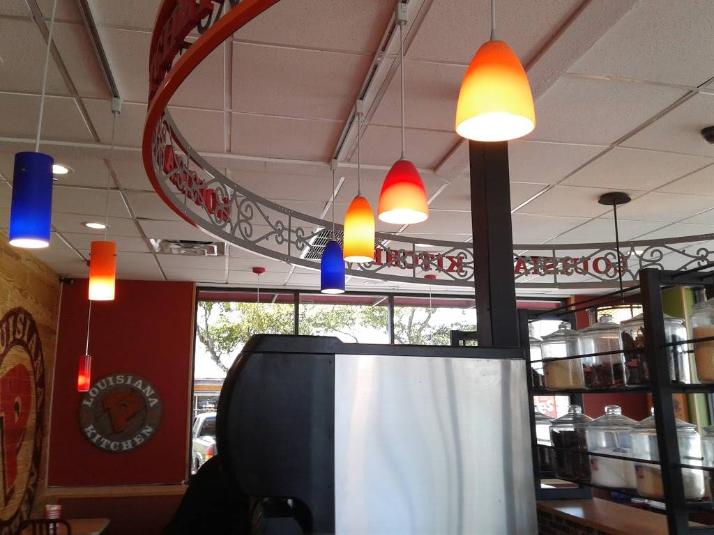 Popeyes Louisiana Kitchen | restaurant | 12100 NW 7th Ave, North Miami, FL 33168, USA | 3056880129 OR +1 305-688-0129