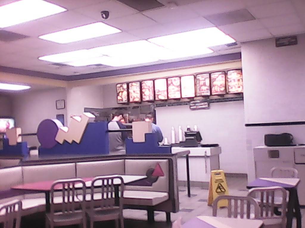 Taco Bell | meal takeaway | 5645 S Rainbow Blvd, Las Vegas, NV 89113, USA | 7022520319 OR +1 702-252-0319