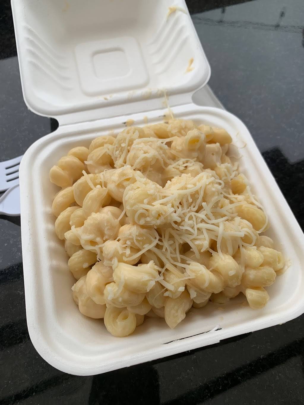 MAD MACS OF BEAVERTON | restaurant | 4250 SW Rose Biggi Ave, Beaverton, OR 97005, USA | 5036602810 OR +1 503-660-2810