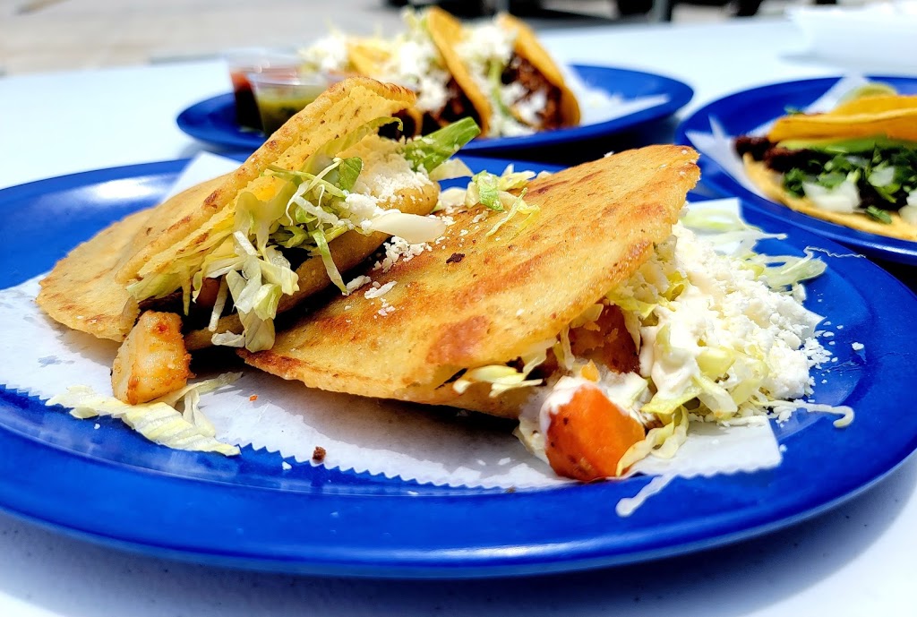 El Pambazo | restaurant | 23242 FM1314, Porter, TX 77365, USA | 8329158413 OR +1 832-915-8413