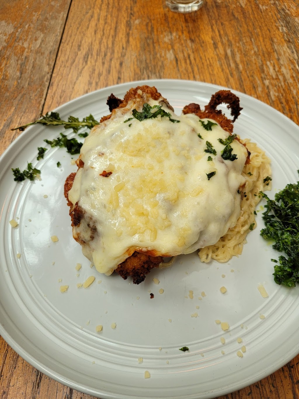 Fan and Johnny’s | restaurant | 117 Main St, Greenwood, MS 38930, USA | 6623745060 OR +1 662-374-5060