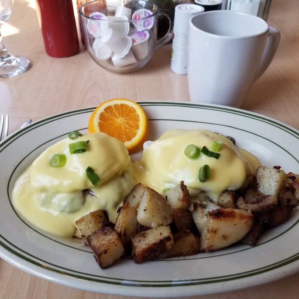 Sly Fox Den Too Charlestown | restaurant | 4349 S County Trail, Charlestown, RI 02813, USA | 4016427350 OR +1 401-642-7350