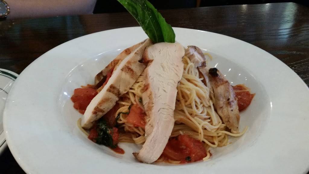 Daily Grill | restaurant | 2636 Dupont Dr, Irvine, CA 92612, USA | 9494742223 OR +1 949-474-2223