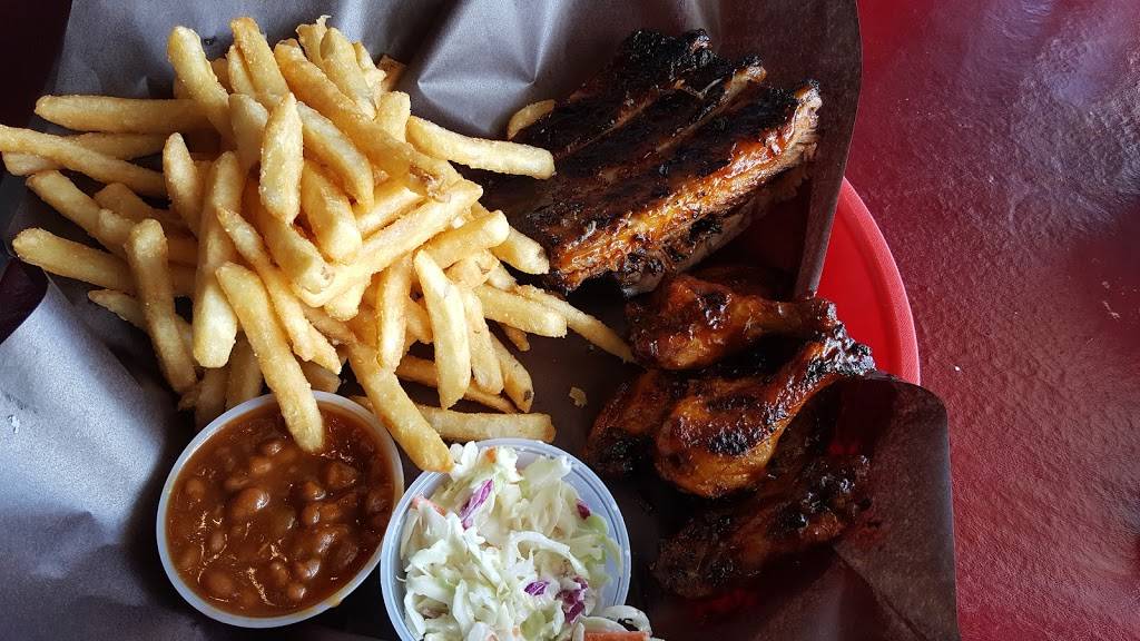 Big Bone BBQ | restaurant | 207 Eagle St, Newmarket, ON L3Y 1J6, Canada | 9058539888 OR +1 905-853-9888