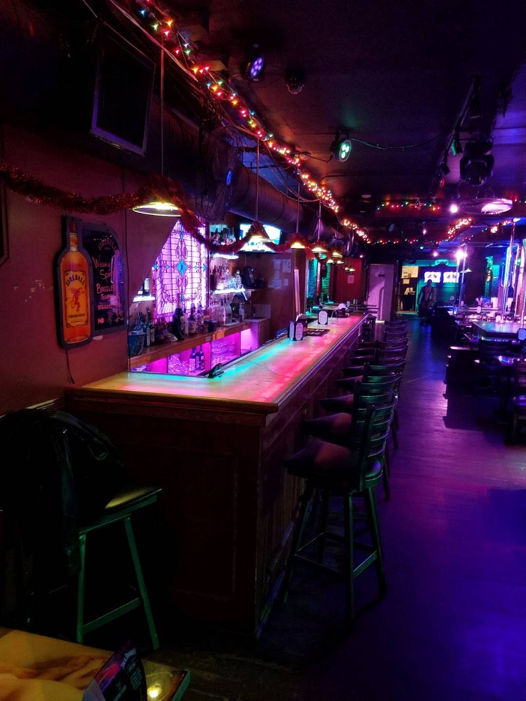 Good Guys Club | restaurant | 2311 Wisconsin Ave NW, Washington, DC 20007, USA | 2023330128 OR +1 202-333-0128