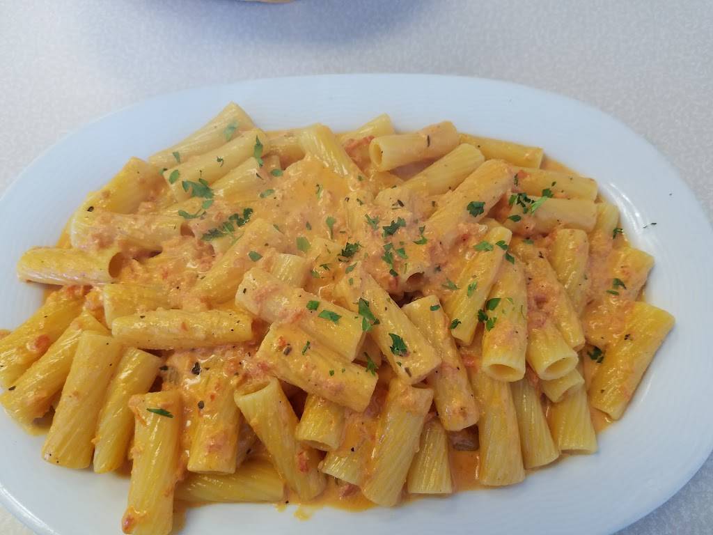 Mamma Ginas Pizza | restaurant | 61 2nd St, Mineola, NY 11501, USA | 5162942994 OR +1 516-294-2994