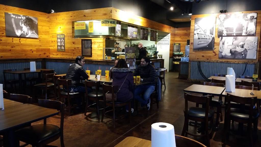 Dickeys Barbecue Pit | restaurant | 6065 Sports Village Rd, Frisco, TX 75034, USA | 9727043866 OR +1 972-704-3866
