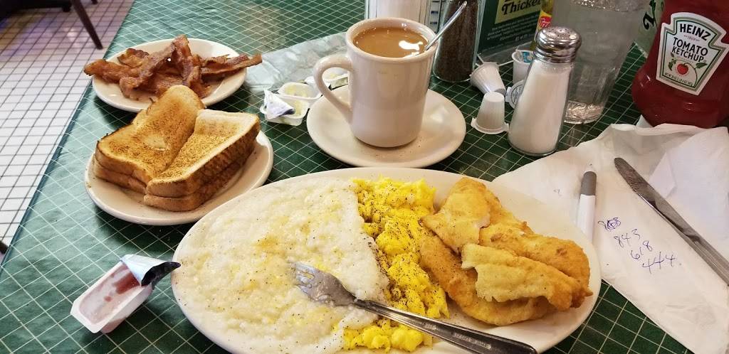 Lizards Thicket Restaurant | restaurant | 3147 Forest Dr, Columbia, SC 29204, USA | 8037878781 OR +1 803-787-8781