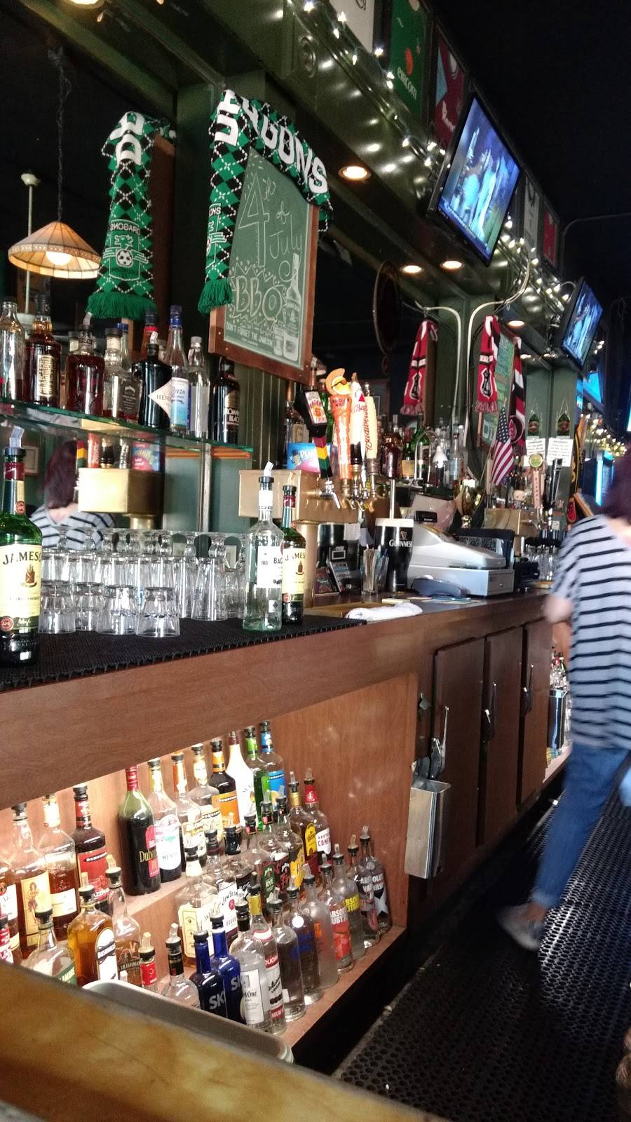 Paddy Flynns | restaurant | 246 Lorton Ave, Burlingame, CA 94010, USA | 6503440284 OR +1 650-344-0284