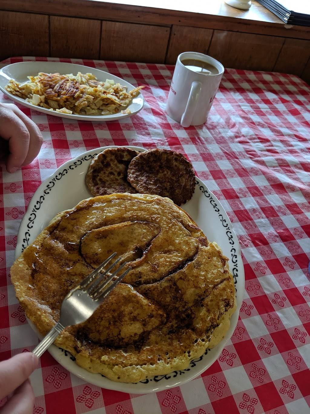 Chicos Lakeview Diner | restaurant | 715 Old Liverpool Rd, Liverpool, NY 13088, USA | 3154571578 OR +1 315-457-1578