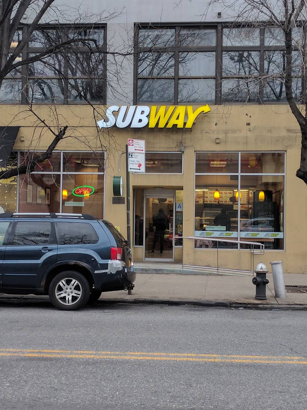 Subway Restaurants | restaurant | 37-11 35th Ave, Astoria, NY 11106, USA | 7184334060 OR +1 718-433-4060