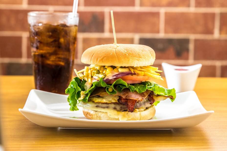 Mrs Potato Restaurant | restaurant | 4550 S Kirkman Rd, Orlando, FL 32811, USA | 4072900991 OR +1 407-290-0991