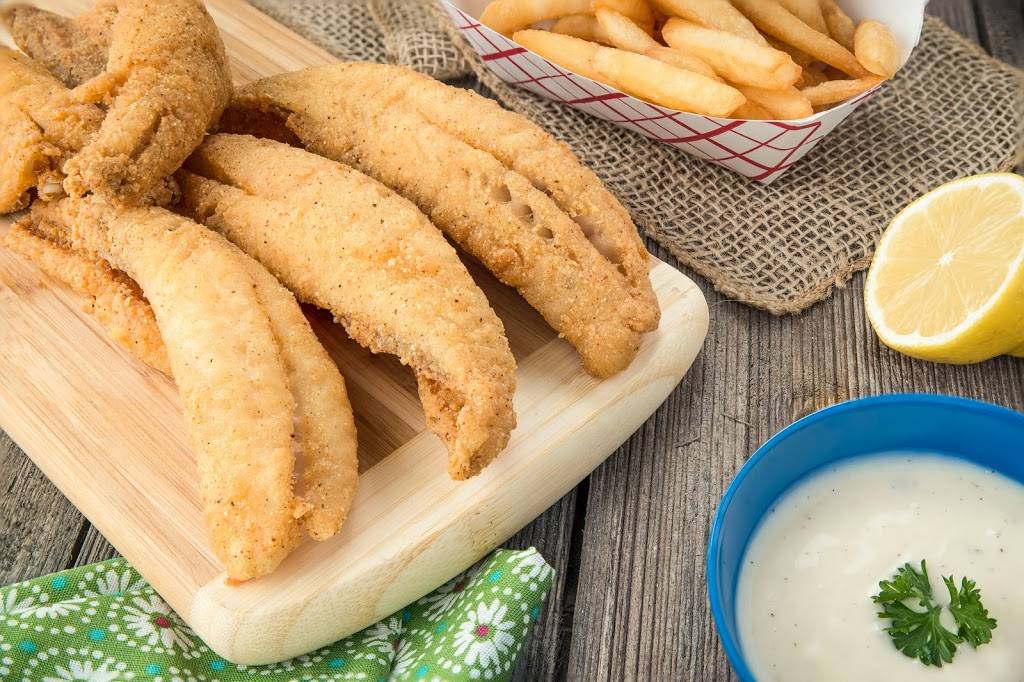 LightHouse Fish & Chicken | restaurant | 15391 Schaefer Hwy, Detroit, MI 48227, USA | 3136464149 OR +1 313-646-4149