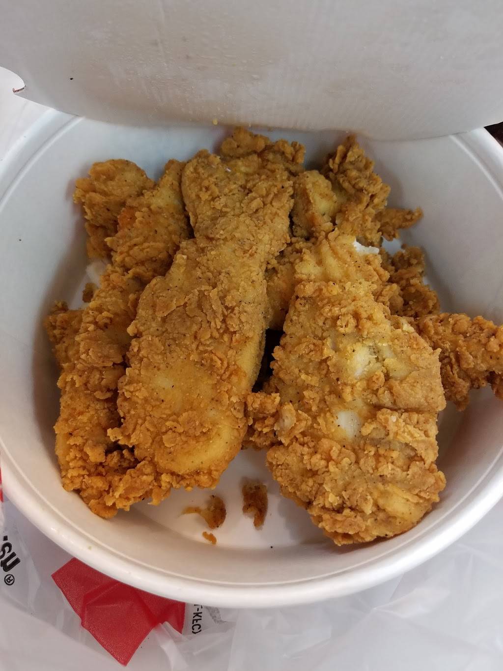 KFC | restaurant | 5220 W Centinela Ave, Los Angeles, CA 90045, USA | 3106707947 OR +1 310-670-7947