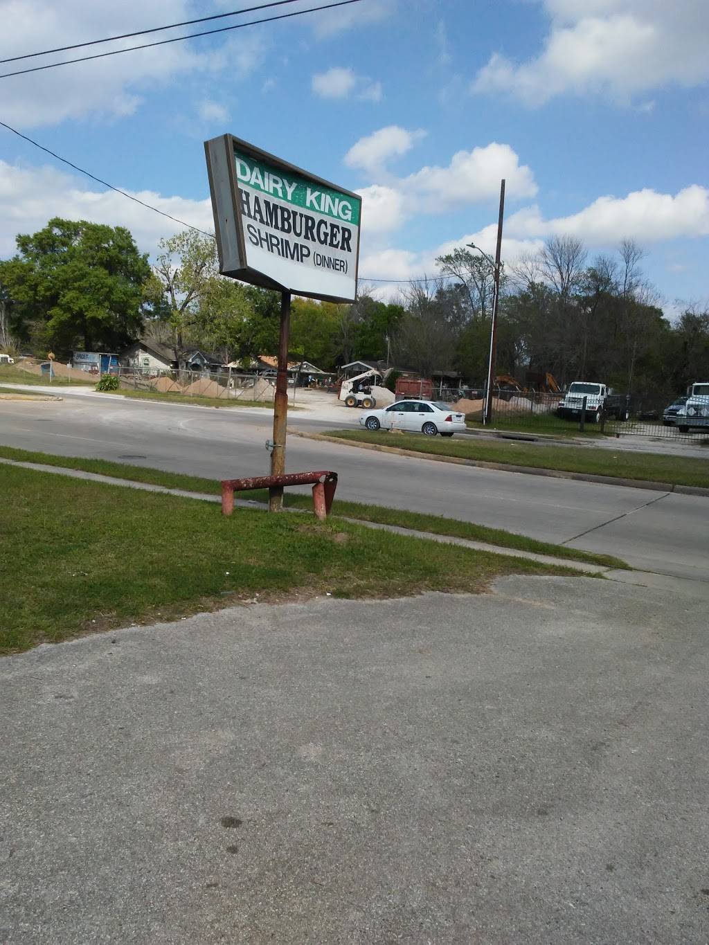 Dairy King | restaurant | 11007 Homestead Rd, Houston, TX 77016, USA | 2814490647 OR +1 281-449-0647