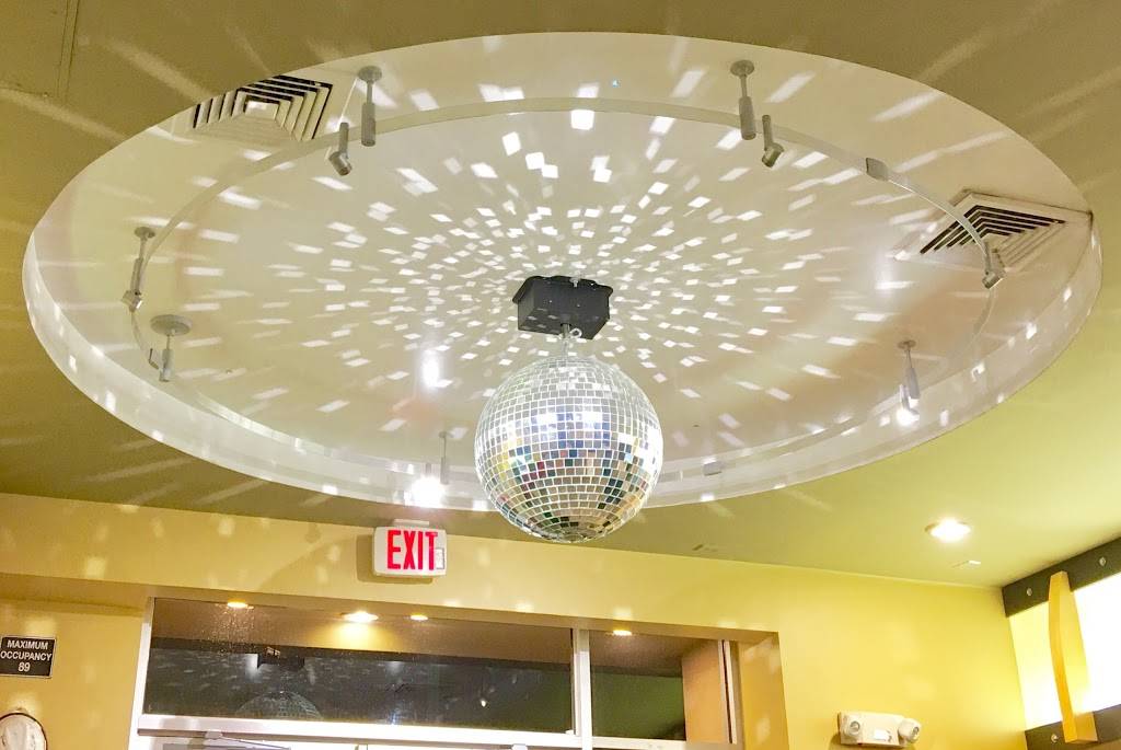 Raising Canes Chicken Fingers | meal takeaway | 1120 E Flamingo Rd, Las Vegas, NV 89119, USA | 7024532263 OR +1 702-453-2263