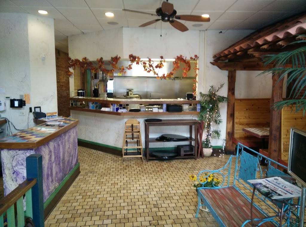 La Fiesta Mexican Restaurant & Cantina | restaurant | 102 Tecumseh St, Dundee, MI 48131, USA | 7345295055 OR +1 734-529-5055