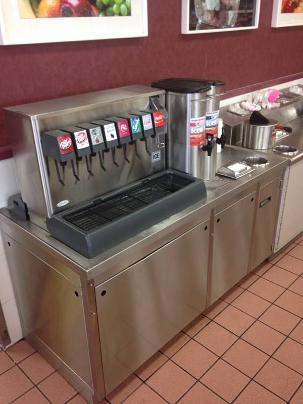 Braums Ice Cream & Burger Restaurant | restaurant | 2205 N Main St, Miami, OK 74354, USA | 9185427744 OR +1 918-542-7744