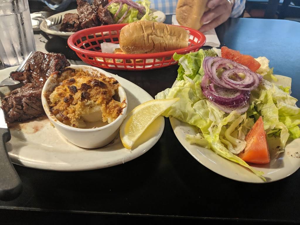 Newbridge Cafe | restaurant | 650 Washington Ave, Chelsea, MA 02150, USA | 6178840134 OR +1 617-884-0134