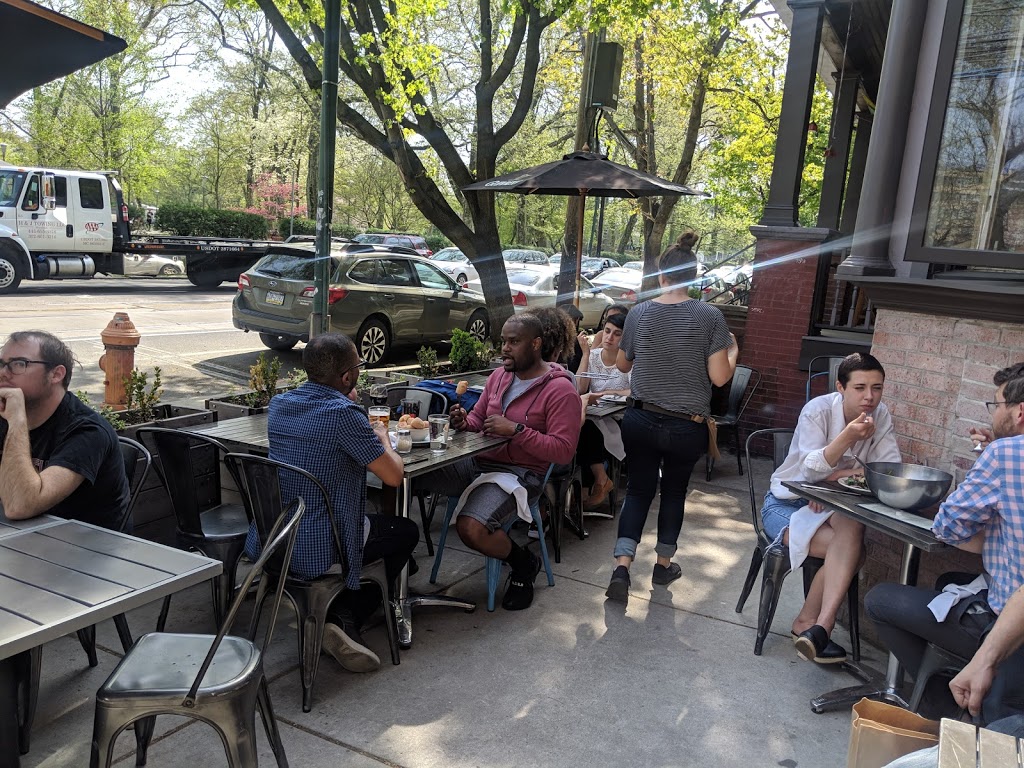 Clarkville | restaurant | 4301 Baltimore Ave, Philadelphia, PA 19104, USA | 2153874992 OR +1 215-387-4992