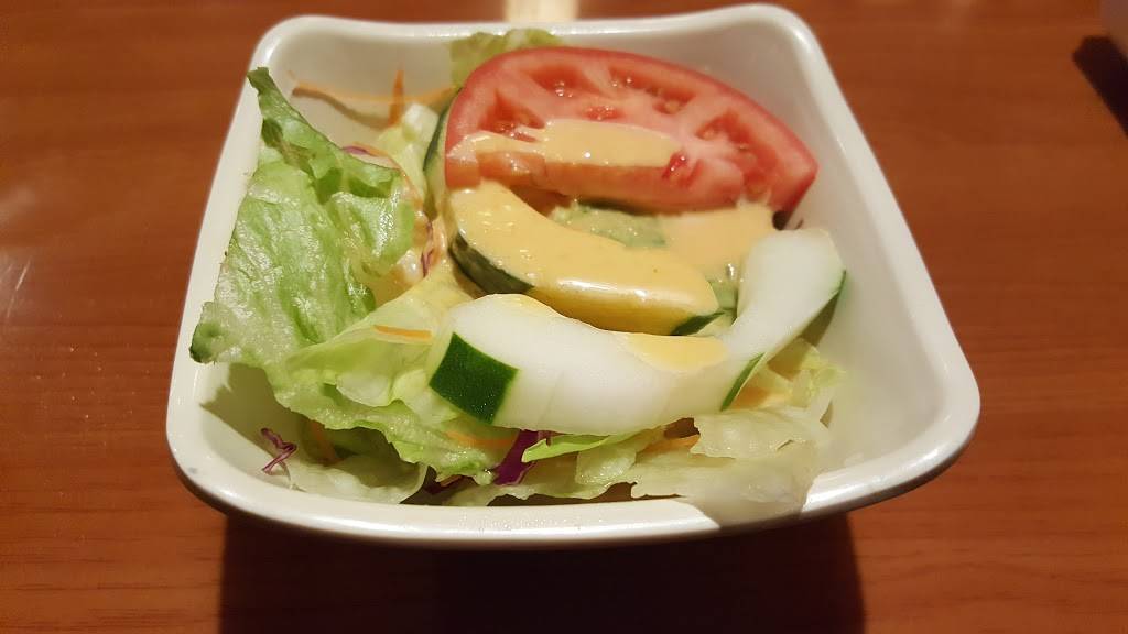 Fujihana Japanese Steakhouse | restaurant | 935 Loucks Rd, York, PA 17404, USA | 7178458988 OR +1 717-845-8988