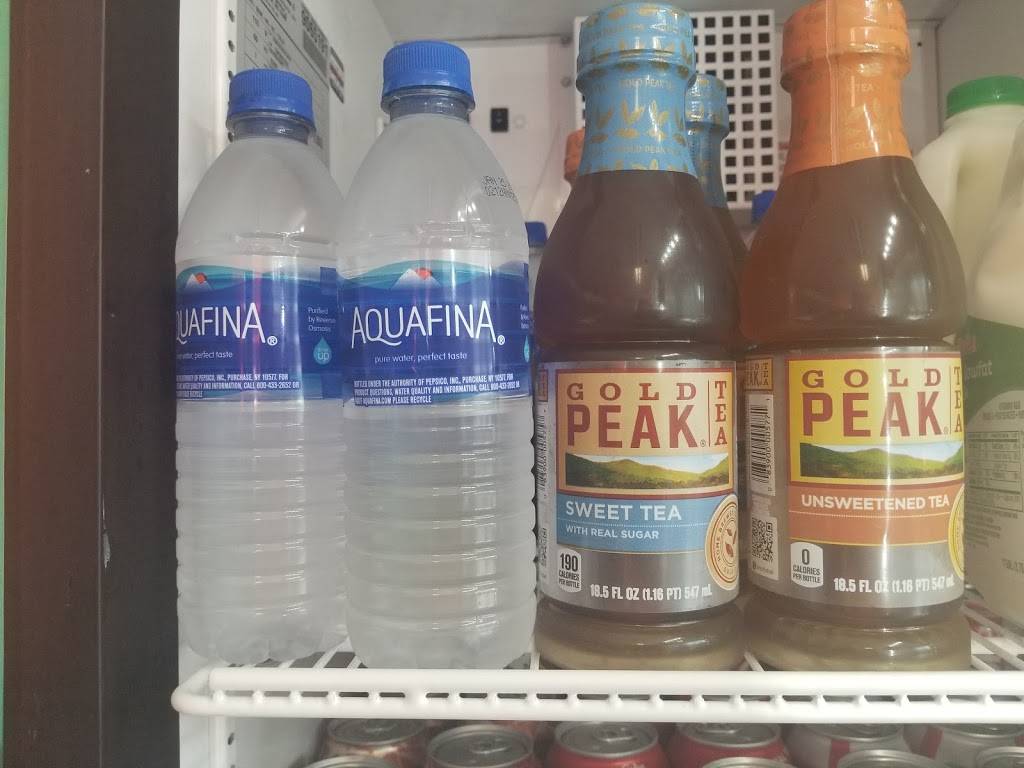 Chux | restaurant | 1600 Court Ave, Chariton, IA 50049, USA | 6417743443 OR +1 641-774-3443