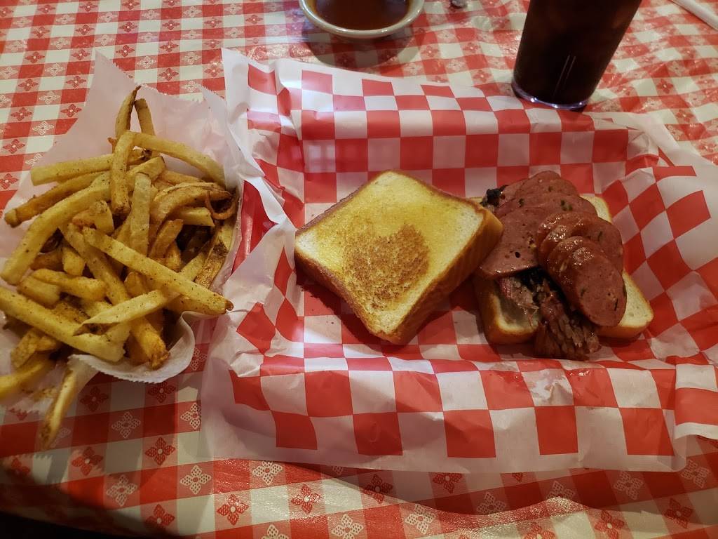 Cousins Bar-B-Q | restaurant | 5125 Bryant Irvin Rd, Fort Worth, TX 76132, USA | 8173463999 OR +1 817-346-3999