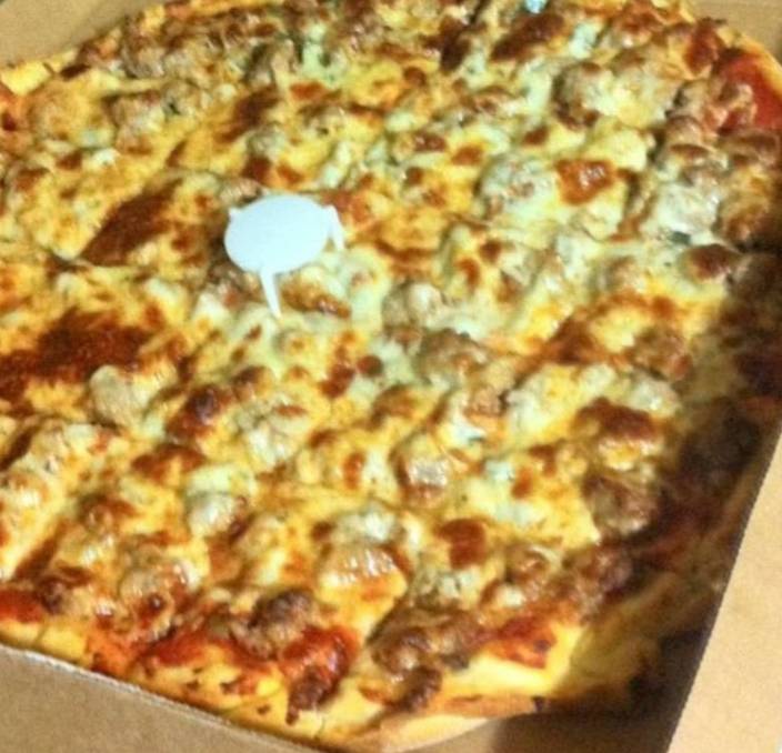 Falcos Pizza | restaurant | 5651 W Cermak Rd, Cicero, IL 60804, USA | 7086522027 OR +1 708-652-2027