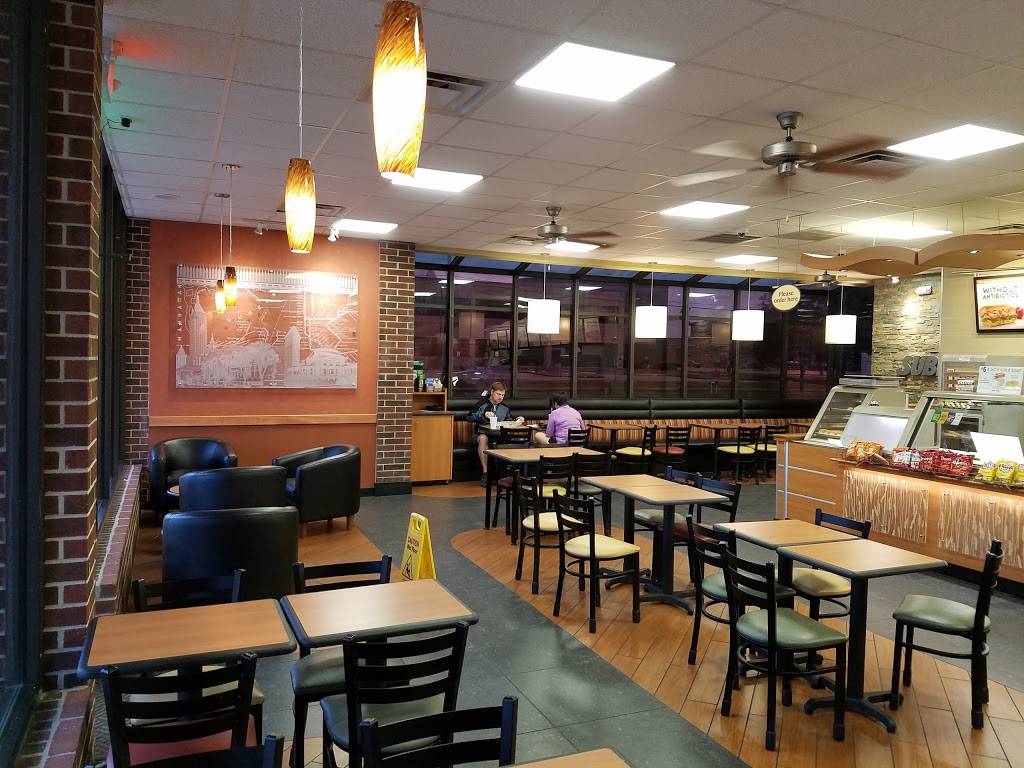 Subway Restaurants | restaurant | 2450 E Main St Suite A, League City, TX 77573, USA | 2813386689 OR +1 281-338-6689