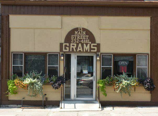 Grams Diner | restaurant | 13 Main St, Adams, NY 13605, USA | 3152324881 OR +1 315-232-4881