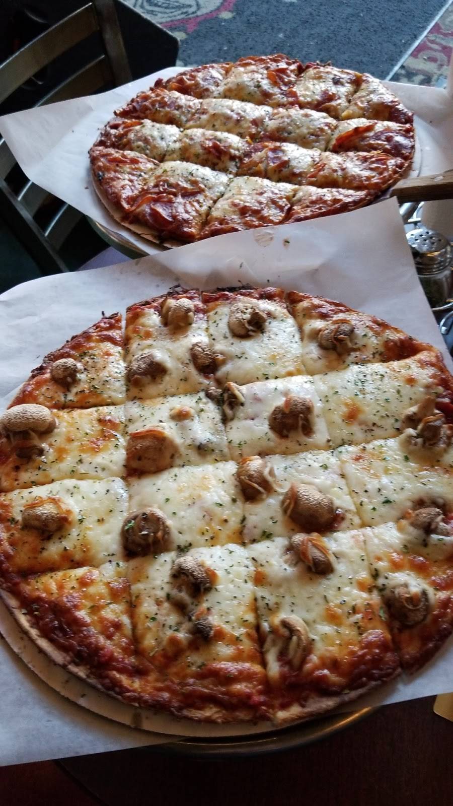 The Village Idiot | restaurant | 309 Conant St, Maumee, OH 43537, USA | 4198937281 OR +1 419-893-7281