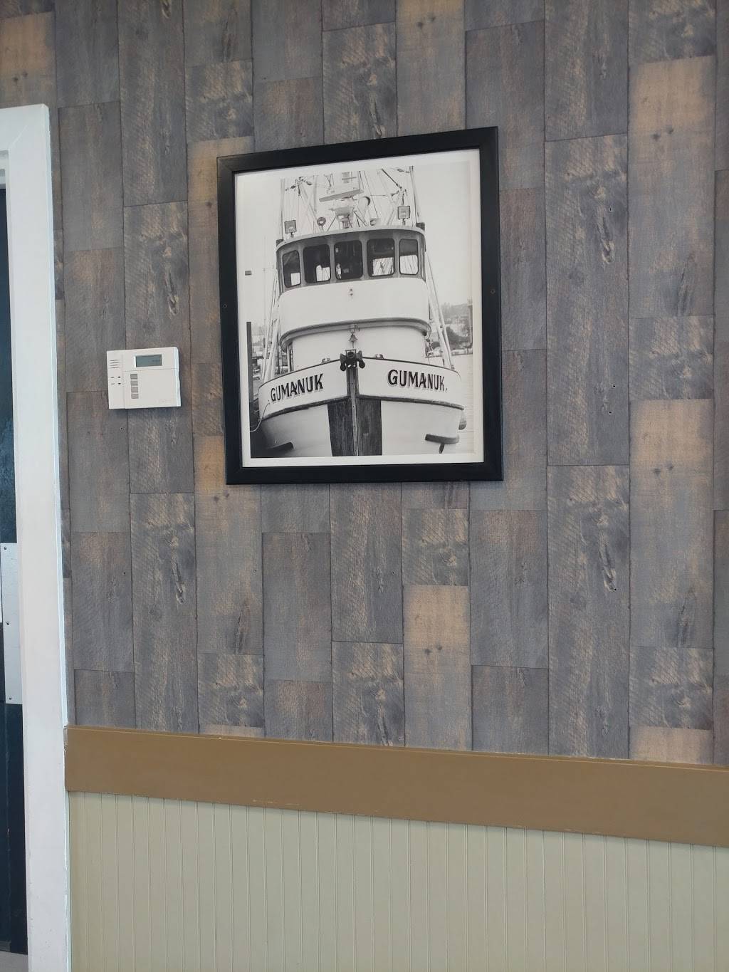 Captain Ds | restaurant | 509 Maccorkle Ave, St Albans, WV 25177, USA | 3047223946 OR +1 304-722-3946