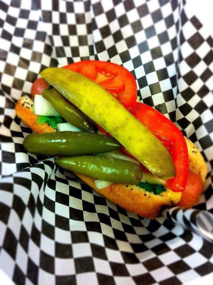 Kenney Ds | restaurant | 8060 E 22nd St #100, Tucson, AZ 85710, USA | 5207228900 OR +1 520-722-8900