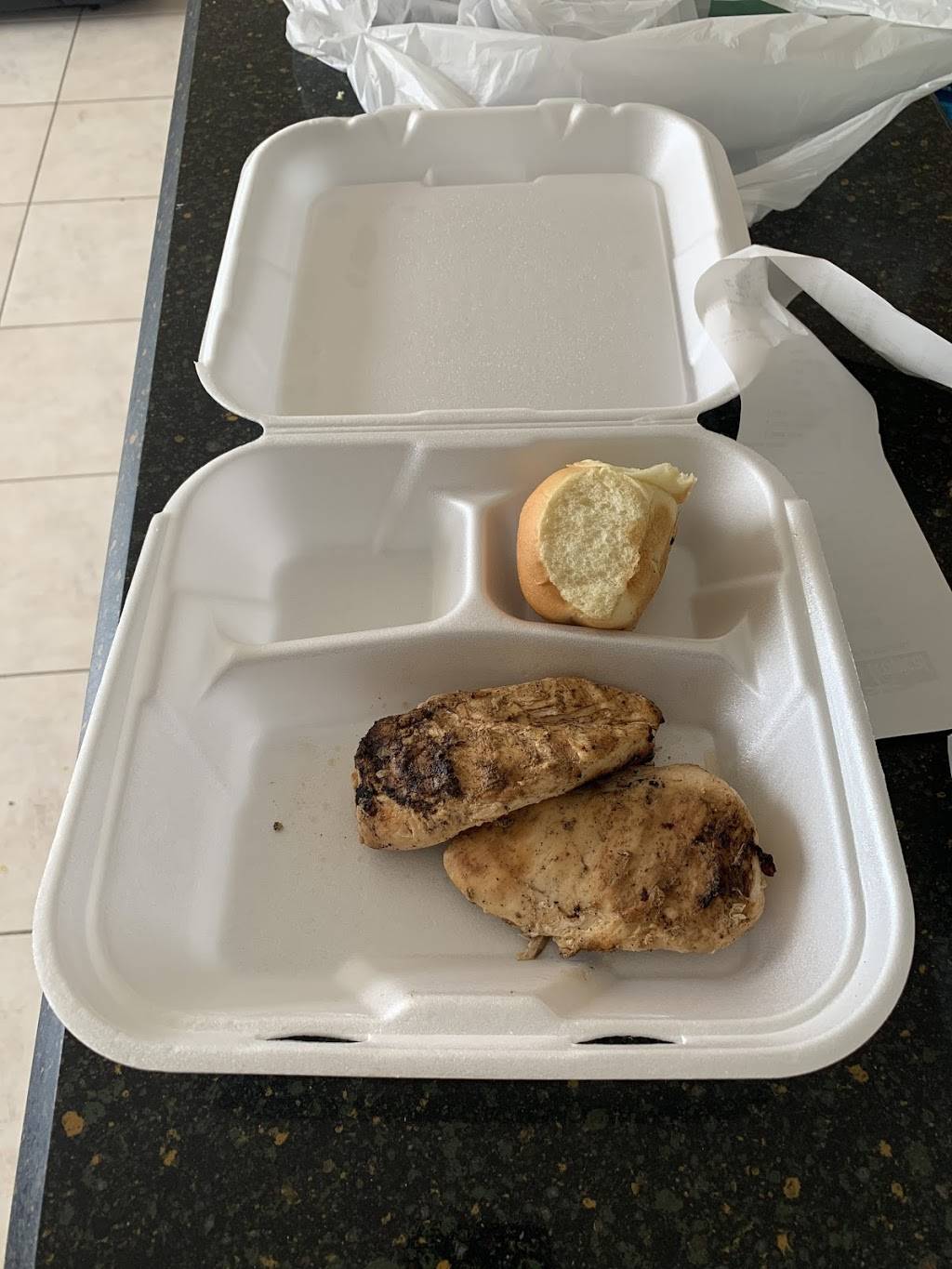 Pollo Tropical | restaurant | 17539 Pines Blvd, Pembroke Pines, FL 33029, USA | 9544359886 OR +1 954-435-9886